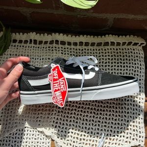 Women’s new black and white canvas Vans
